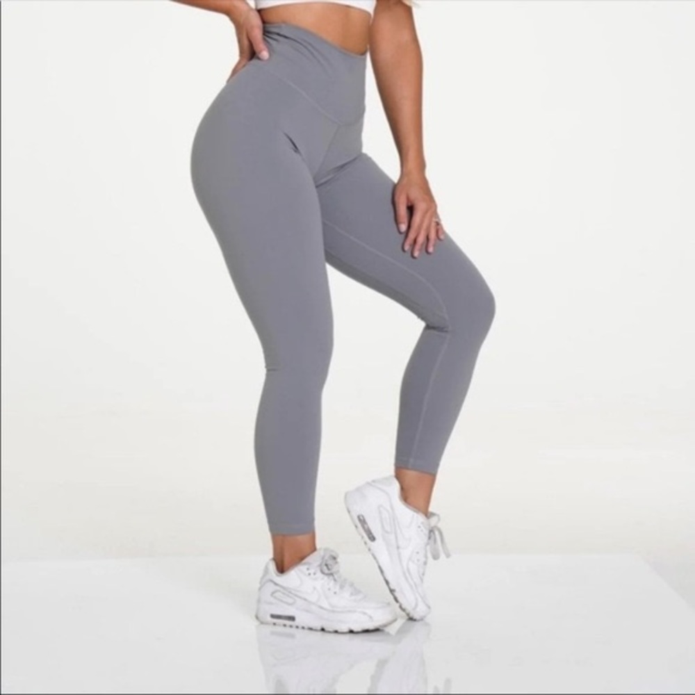 NVGTN grey signature leggings